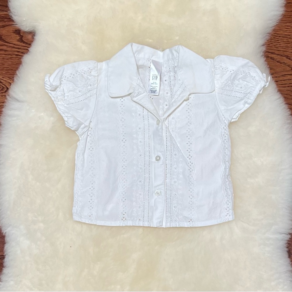 GAP White Eyelet Button-Up Blouse